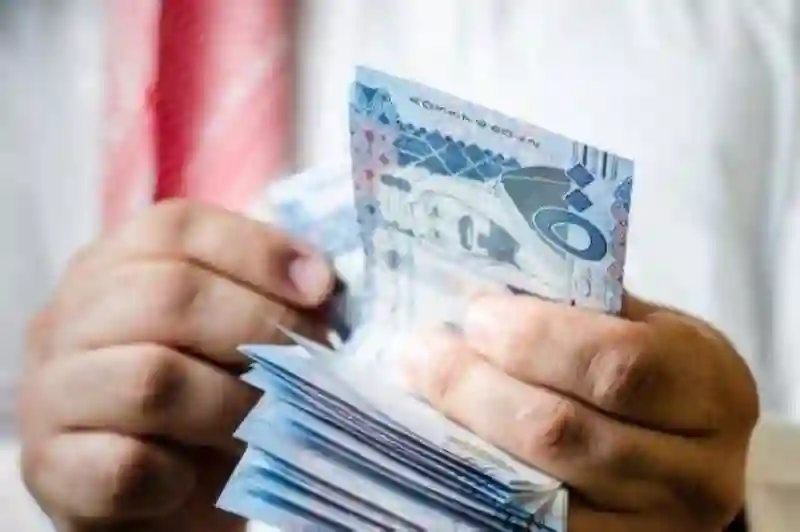 الحد الأدنى لرواتب السعوديين الجديد من بداية 1446