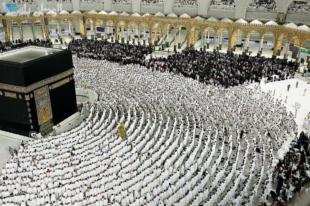 جدول أئمة الحرم المكي في صلاة التراويح اليوم السبت