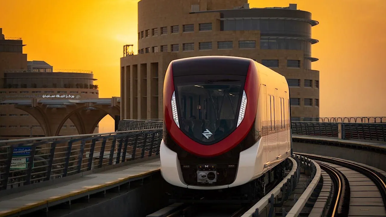 مواعيد عمل مترو الرياض في رمضان
