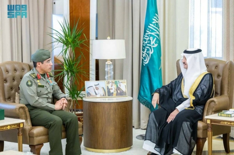 أمير الشرقية يستقبل مدير عام الجوازات في لقاء رسمي