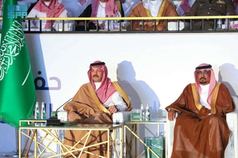 أمير عسير يترأس حفل تخريج الدفعة الحادية عشرة من طلاب وطالبات جامعة بيشة