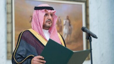 الأمراء يؤدون القسم الرسمي لدى تعيينهم في مناصبهم الجديدة