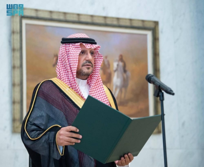 الأمراء يؤدون القسم الرسمي لدى تعيينهم في مناصبهم الجديدة