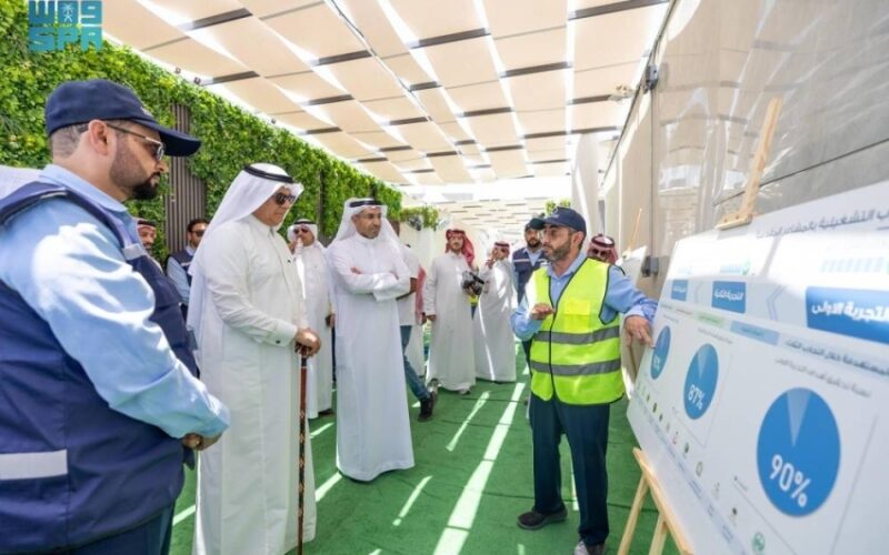 الفضلي: جاهزية المنظومة لتقديم خدمات متميزة لضيوف الرحمن لضمان موسم حج آمن بيئيًا ومائيًا 2 الفضلي: جاهزية المنظومة لتقديم خدمات متميزة لضيوف الرحمن لضمان موسم حج آمن بيئيًا ومائيًا