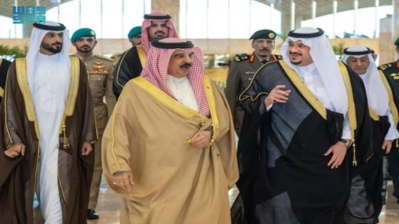 الملك البحريني يباشر زيارة رسمية إلى الرياض للمشاركة في القمة الخليجية الأمريكية