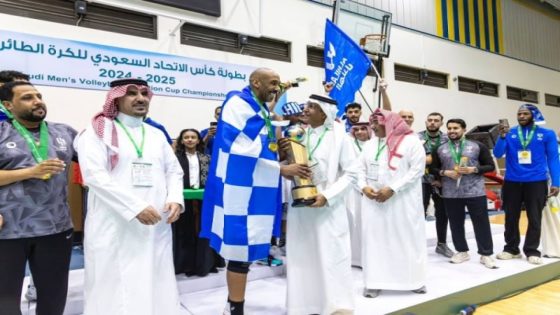 الهلال يحصد كأس الطائرة بعد انتصاره على النصر