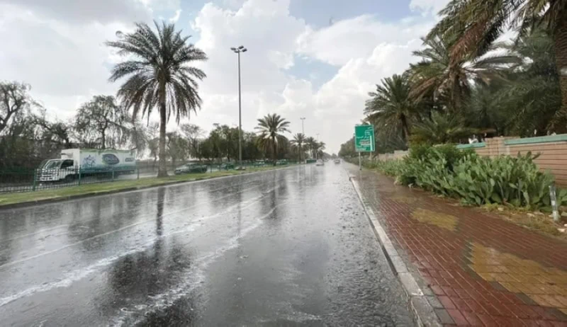 الهيئة العامة للأرصاد: توقعات بأمطار غزيرة في منطقة عسير