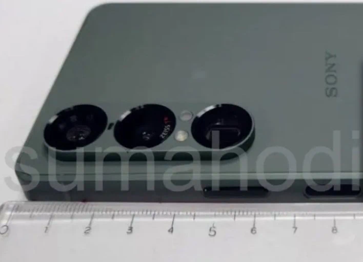 تسريب حديث يشير إلى قرب الإطلاق العالمي لهاتف Xperia 1 VII بمعالج Snapdragon 8 Elite