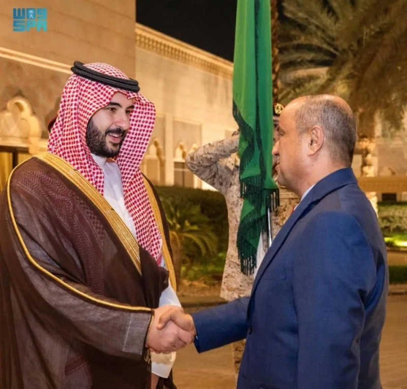 خالد بن سلمان يناقش الأوضاع في اليمن مع بن بريك