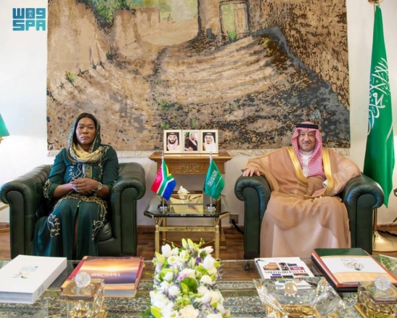 خريجي يحتفي بنائبة وزير العلاقات الدولية والتعاون من جنوب أفريقيا