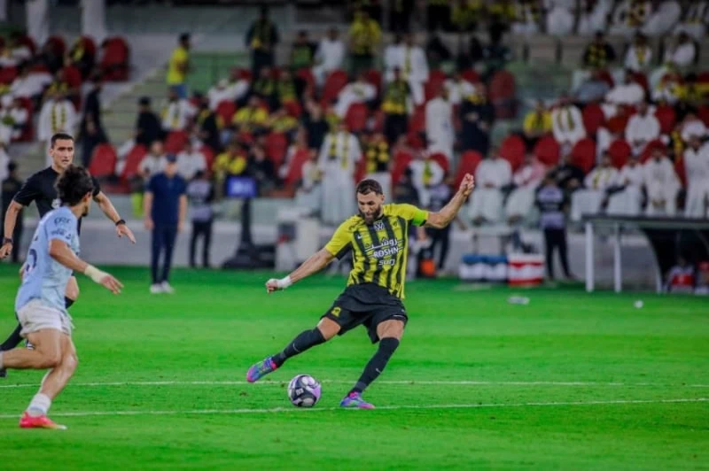 دوري روشن: الاتحاد يحقق انتصاراً مهماً على الفيحاء ويقترب من التتويج باللقب