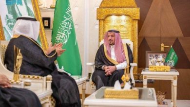 سمو أمير القصيم يلتقي بأمين مركز الملك عبدالعزيز للتواصل الحضاري