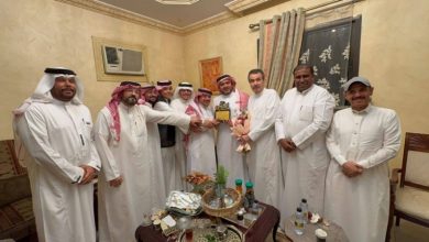 فرقة 'لمسة وفاء' تستعرض دعمها الشخصي للزميل الحداد