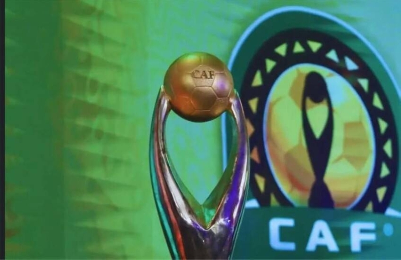 قبل المباراة النهائية: الاتحاد الإفريقي لكرة القدم يكشف عن تصميم جديد لكأس دوري أبطال إفريقيا قبل المباراة النهائية: الاتحاد الإفريقي لكرة القدم يكشف عن تصميم جديد لكأس دوري أبطال إفريقيا