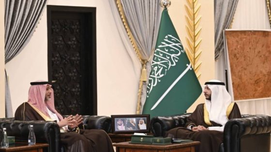 محافظ الطائف يستعرض مهام وأدوار هيئة عقارات الدولة
