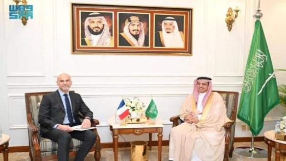 مدير عام فرع وزارة الخارجية بمكة يستقبل القنصل العام الفرنسي