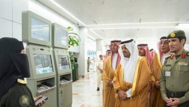 نائب أمير مكة يقوم بجولة تفقدية في صالات الحج والعمرة