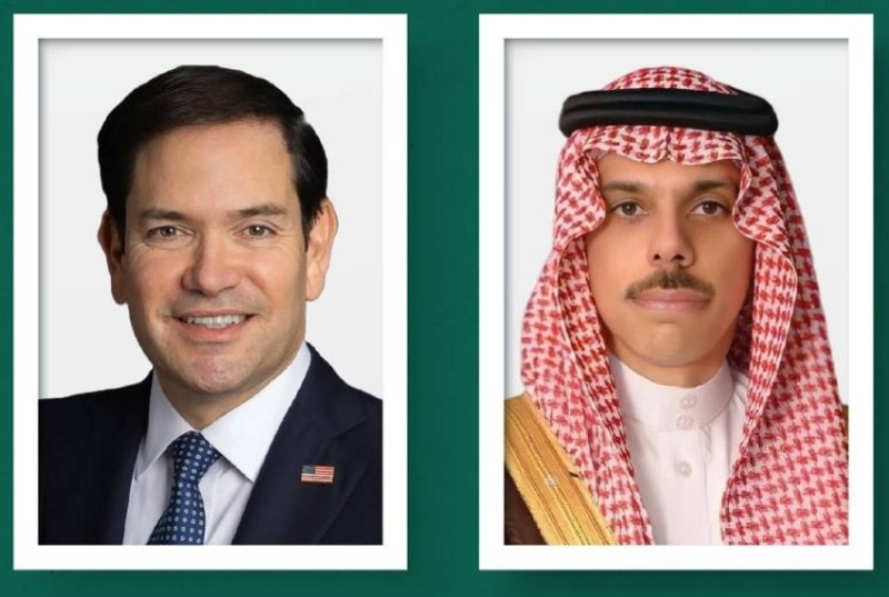 وزير الخارجية يجري محادثة هاتفية مع نظيره الأمريكي