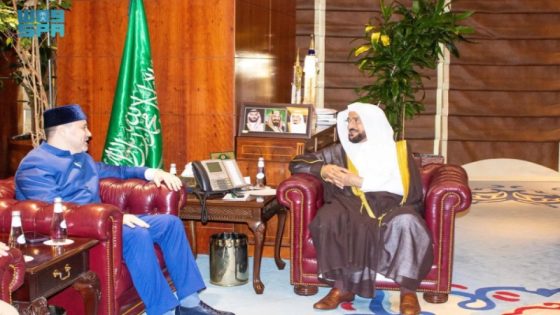 وزير الشؤون الإسلامية يستقبل نائب رئيس الإدارة الدينية لمسلمي روسيا الاتحادية" إعادة صياغة: "وزير الشؤون الإسلامية يستضيف نائب رئيس الإدارة الدينية لمسلمي روسيا الاتحادية