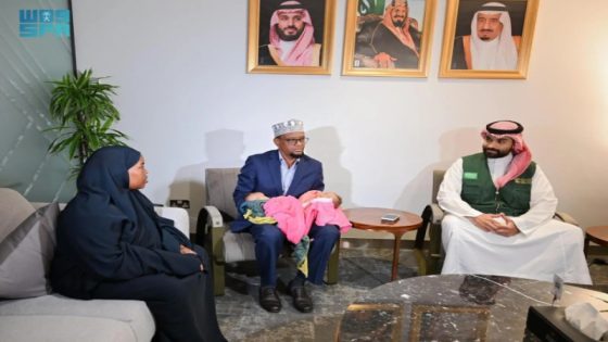 وصول التوأم الملتصق الصومالي "رحمة ورملا" إلى العاصمة الرياض