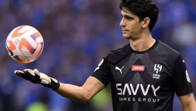 أبو تريكة يبرز في قائمة ياسين بونو لأفضل اللاعبين التاريخيين