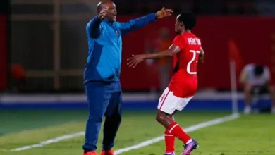 أساطير كرة القدم في جنوب أفريقيا: كايزر تشيفز ومفاوضات تاو وموسيماني