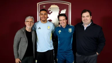 أستون فيلا يحقق مكافأة للنجم الصاعد بعد أداء رباعي مميز