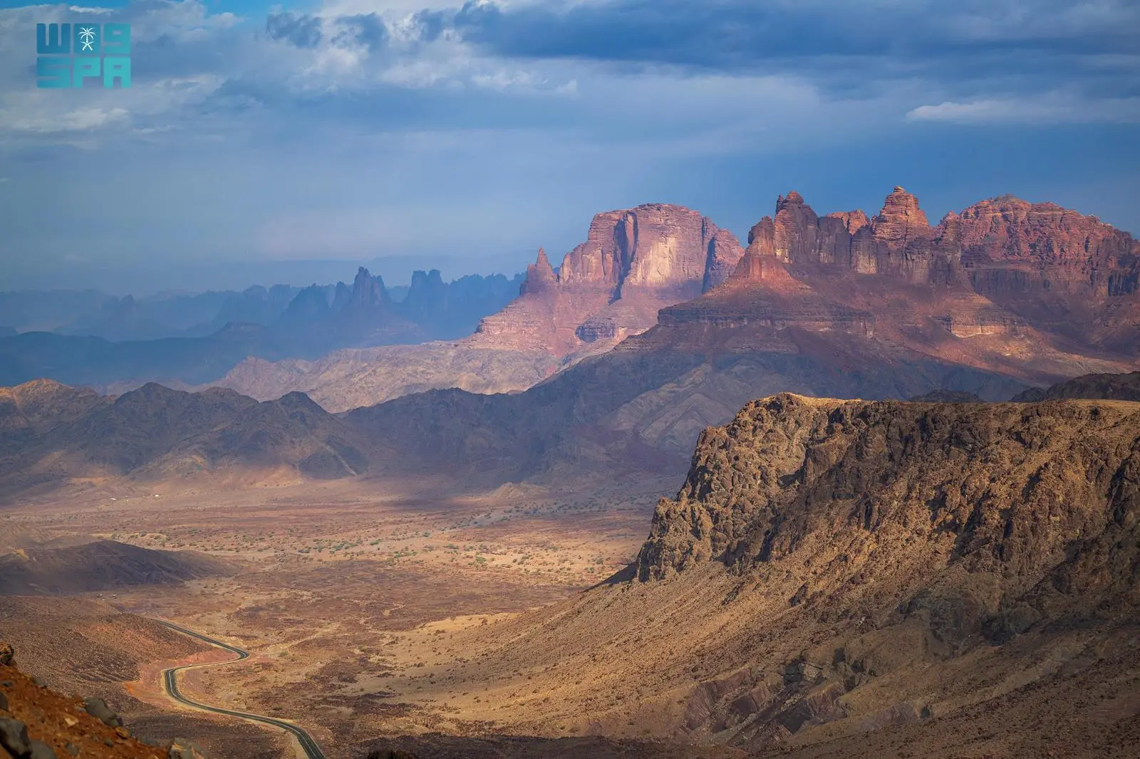 أمطار تبوك اليوم: تحليل تأثيرها على البيئة والمجتمع