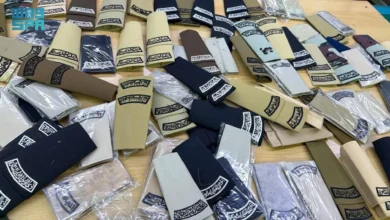 إجراءات حازمة ضد المحلات المخالفة في الرياض: مصادرة رتب وشعارات عسكرية