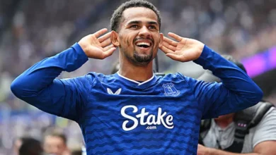 إيليمان ندياي: نجم صاعد يثير اهتمام الأندية الإنجليزية الكبرى