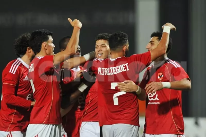 استراتيجيات متابعة مباراة الأهلي والجيش الملكي: المعلق والقناة الناقلة