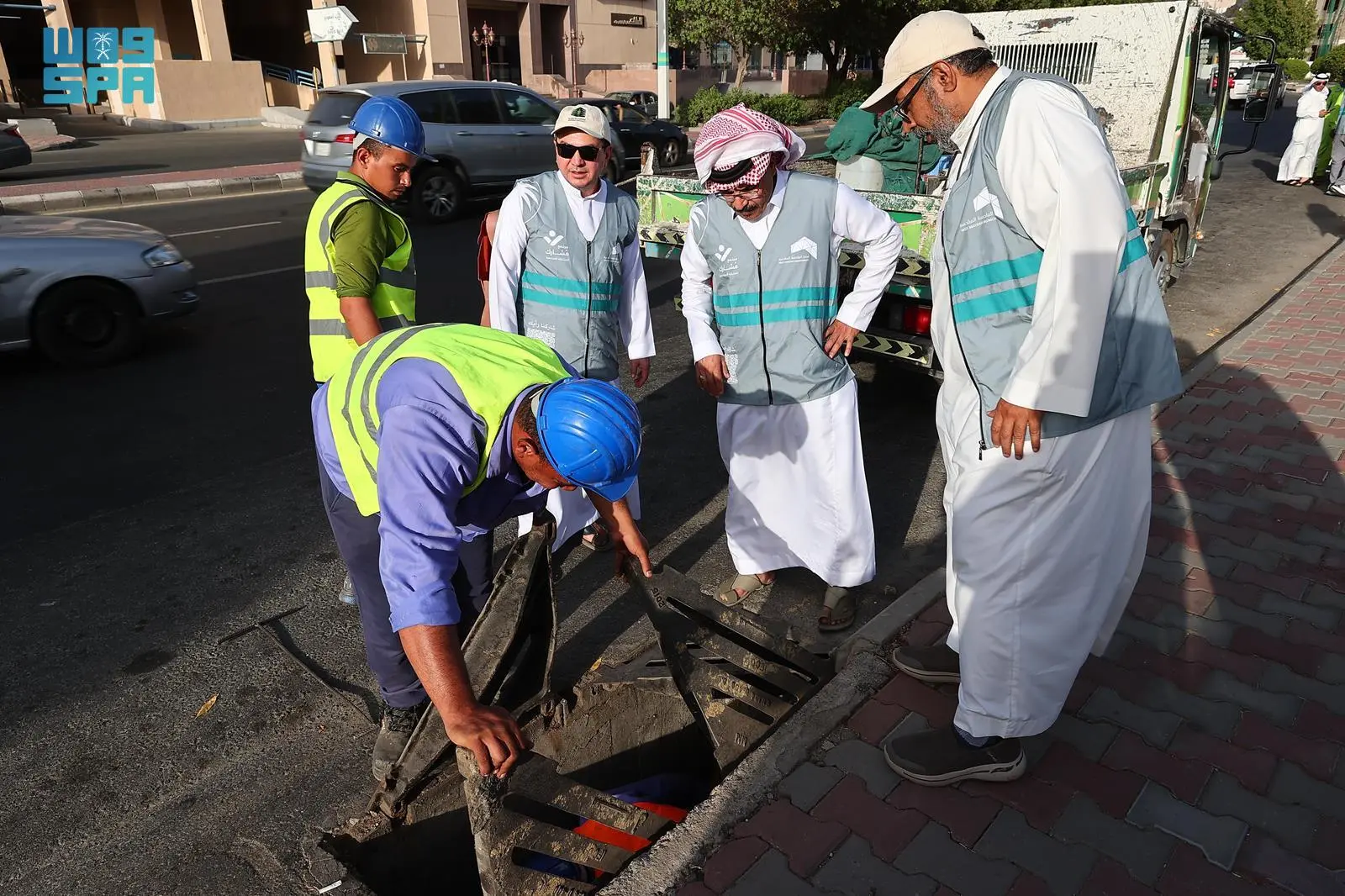 استراتيجية فعالة للتكيف مع التغيرات المناخية في مكة المكرمة