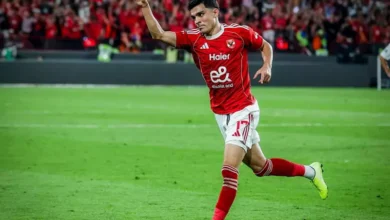 الأهلي وشبيبة القبائل: صراع الأبطال وبنشرقي يسعى للعودة للتهديف الأفريقي