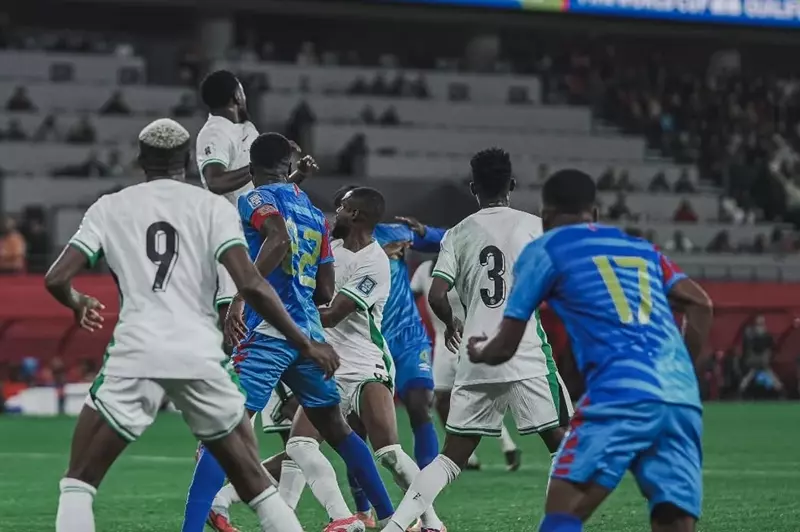 الإثارة تصنع التاريخ: الكونغو تتفوق على نيجيريا بركلات الترجيح وتأهل ملحق المونديال