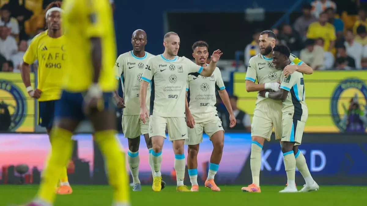 الاتحاد يباشر خطوات رسمية لتجديد عقد المحترف بالفريق