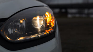 الانحراف المفاجئ بالمركبة: أسباب وحلول لتعزيز سلامة الطرق