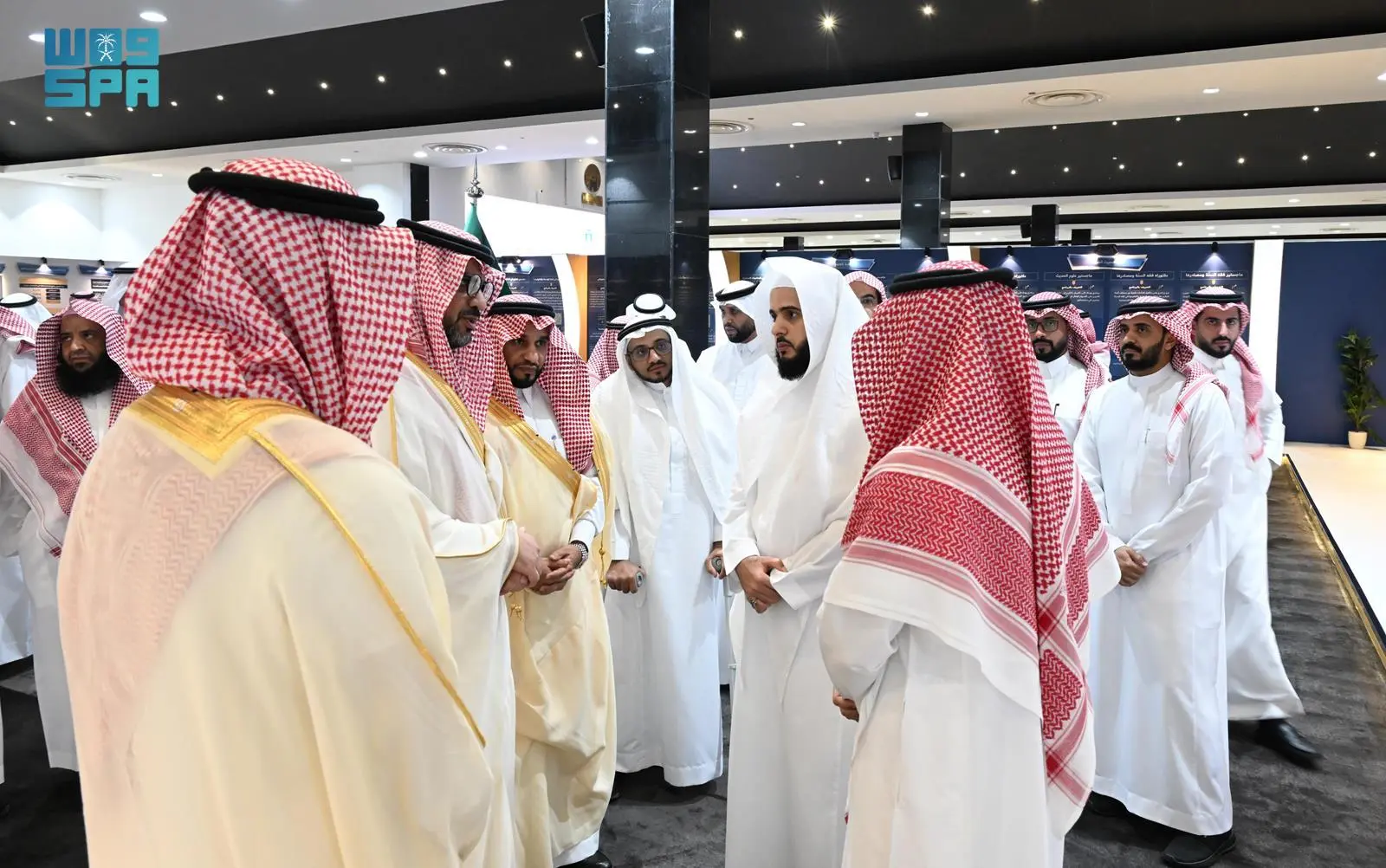 البحث في أثر فعاليات أسبوع الدراسات العليا على تطوير التعليم الجامعي