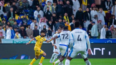 التعاون ونيوم: معركة تنافسية مثيرة في دوري روشن السعودي