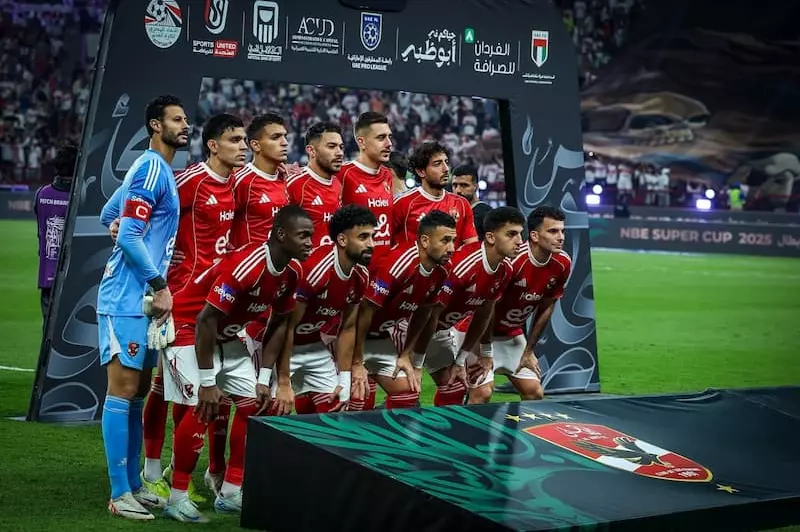 الجيش الملكي يعلن رسميًا عن تغيير ملعب مباراة الأهلي في دوري الأبطال