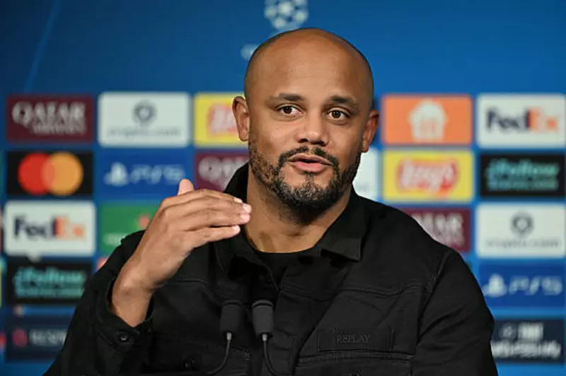 الخسارة في كرة القدم: تحليل أثرها على تطور الفرق واللاعبين