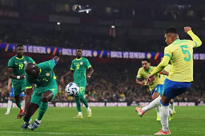 الفوز الأول: البرازيل تتفوق على السنغال في مباراة ودية