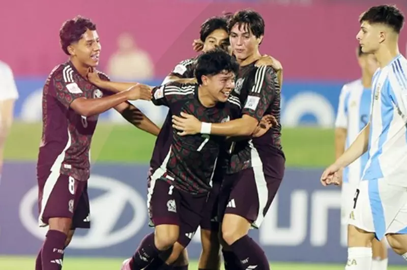 المكسيك وأيرلندا تتأهلان بجدارة لدور الـ16 في بطولة الناشئين