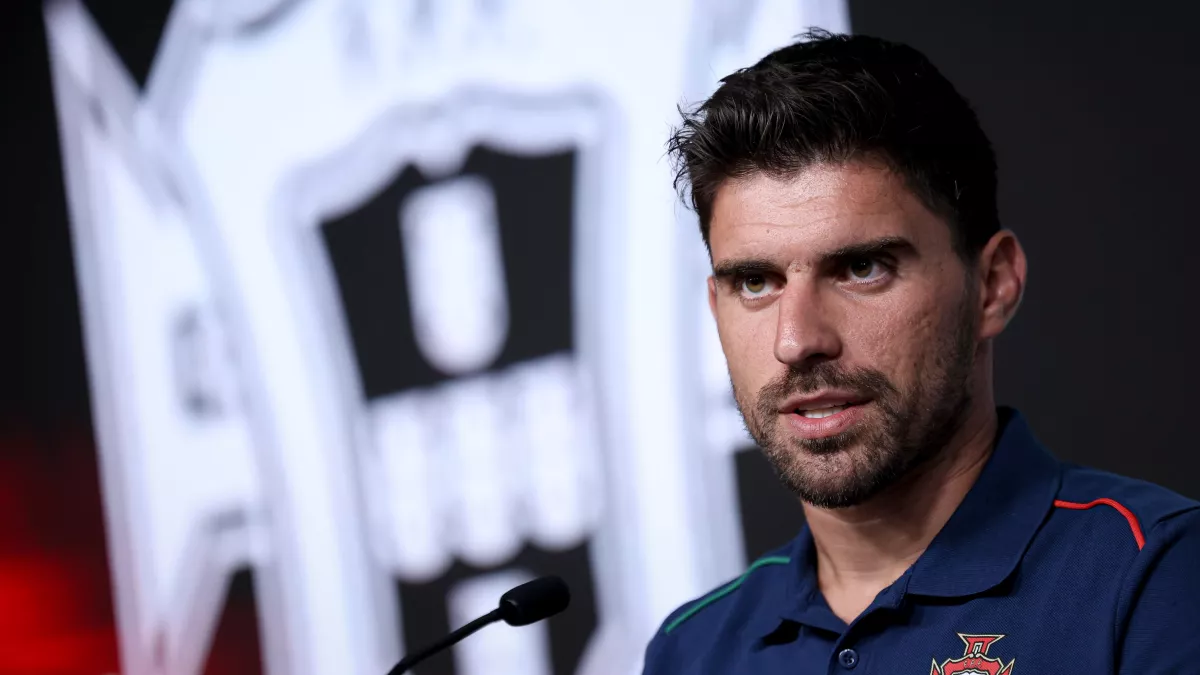 الهلال يفوز بتجديد عقد نيفيز حتى عام 2028