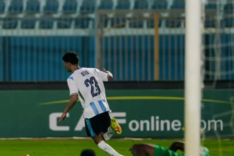 بيراميدز يجني ثمار تألق قطة بتحقيق أول هاتريك تاريخي