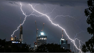 تأثيرات الأمطار والصواعق الرعدية على منطقة تبوك