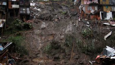 تأثيرات الانهيارات الأرضية على الحياة والبيئة في إندونيسيا