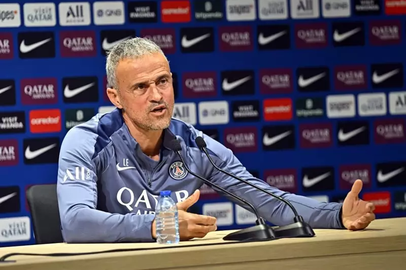 تحديات عودة ديمبيلي: تصريحات إنريكي حول المستقبل