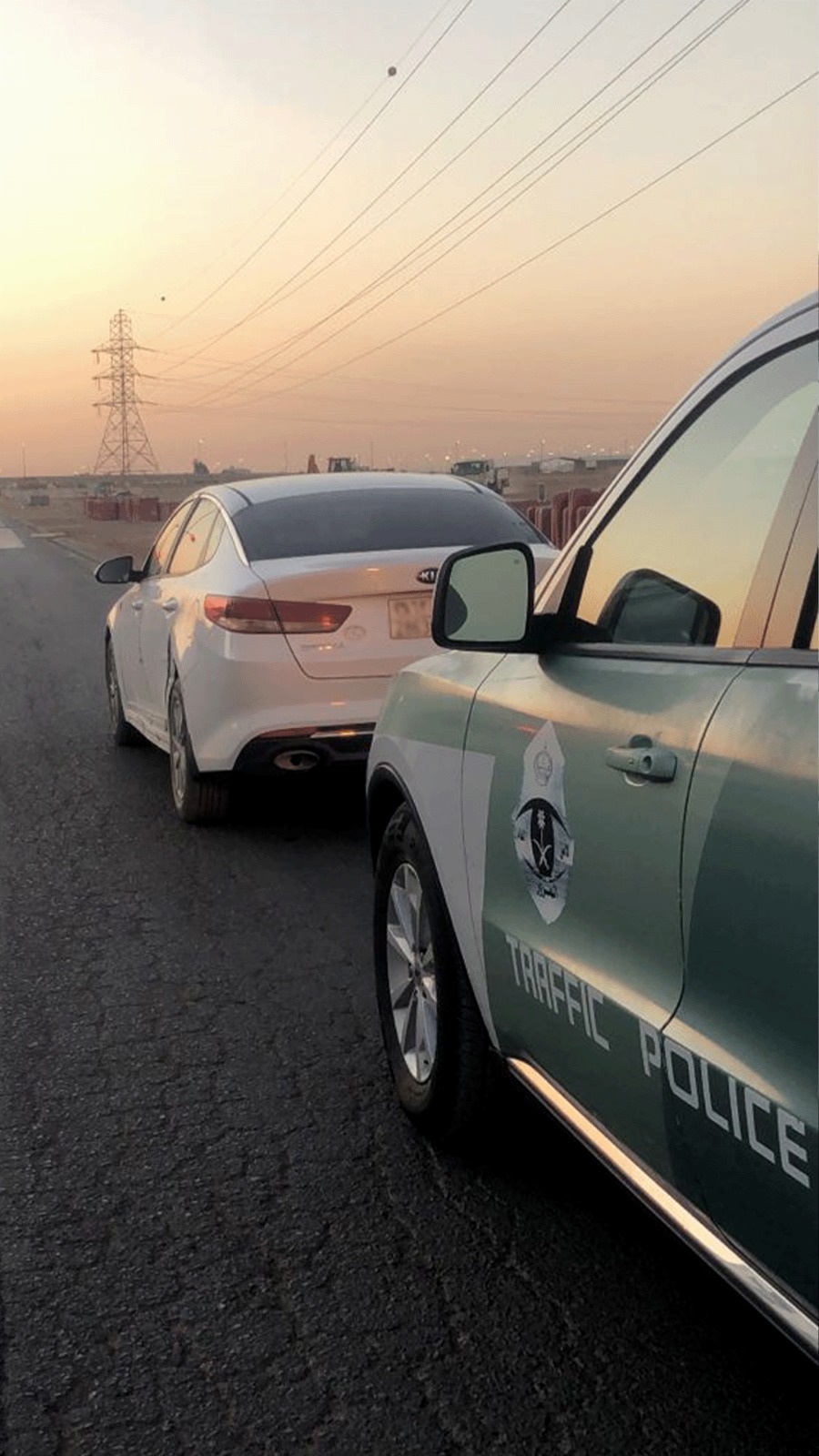 تحليل أسباب وانتشار ظاهرة التفحيط في تبوك: دراسة ميدانية وحلول مقترحة