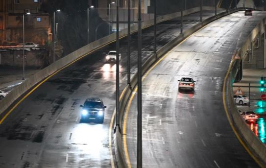 تحليل الأثر البيئي للأمطار في مكة المكرمة من خلال لقطات توثيقية