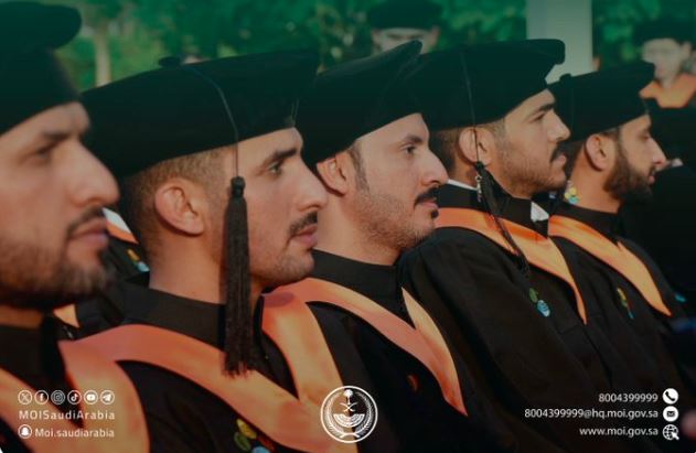 تخريج 66 موظفًا في برنامج ماجستير هندسة الذكاء الاصطناعي بوزارة الداخلية